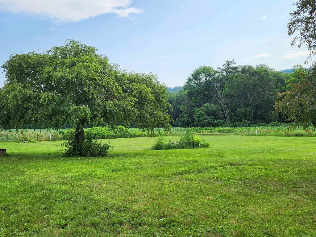 6 River Road Piermont NH 03779