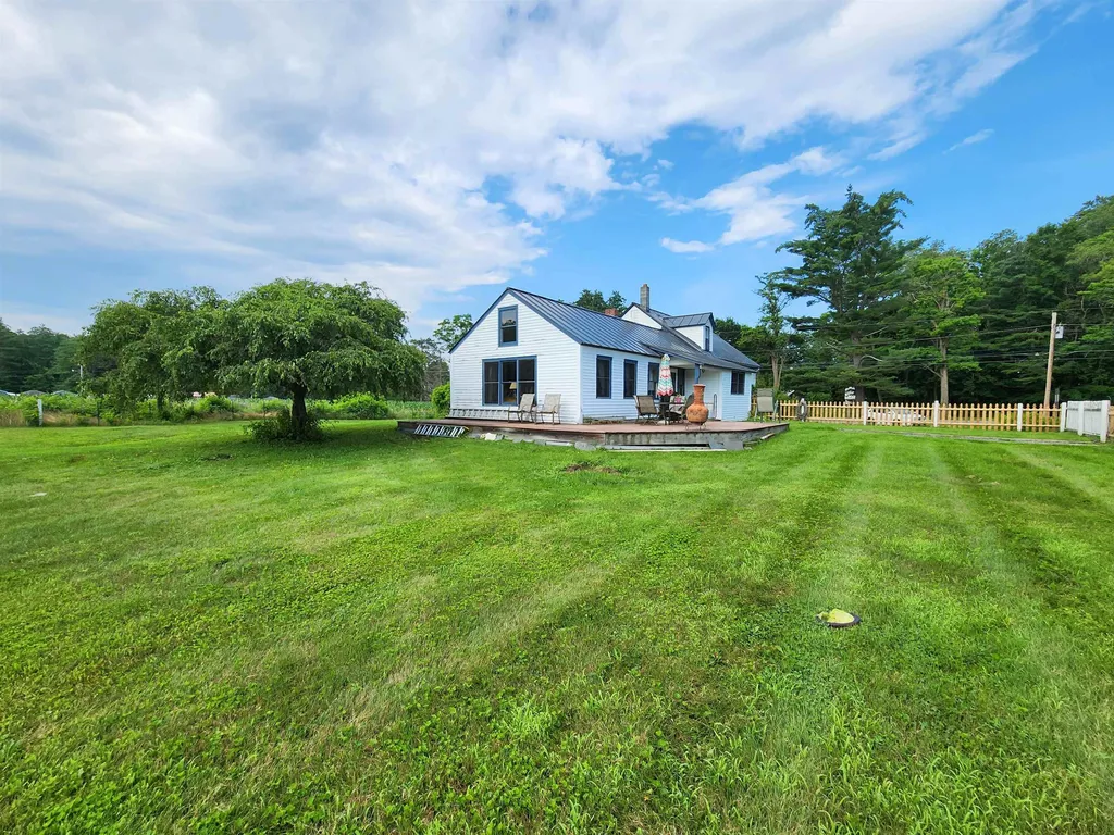 6 River Road Piermont NH 03779
