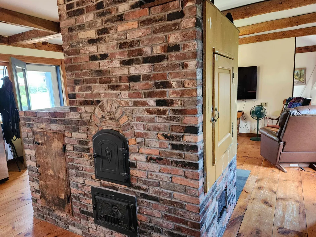 6 River Road Piermont NH 03779