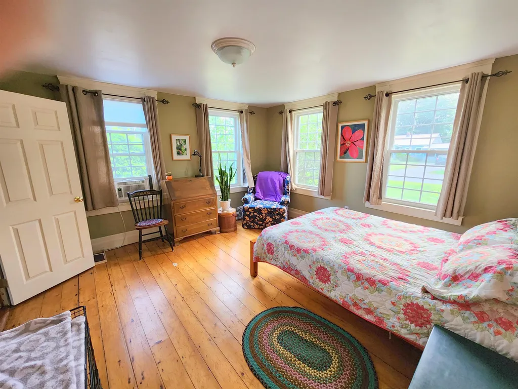 6 River Road Piermont NH 03779
