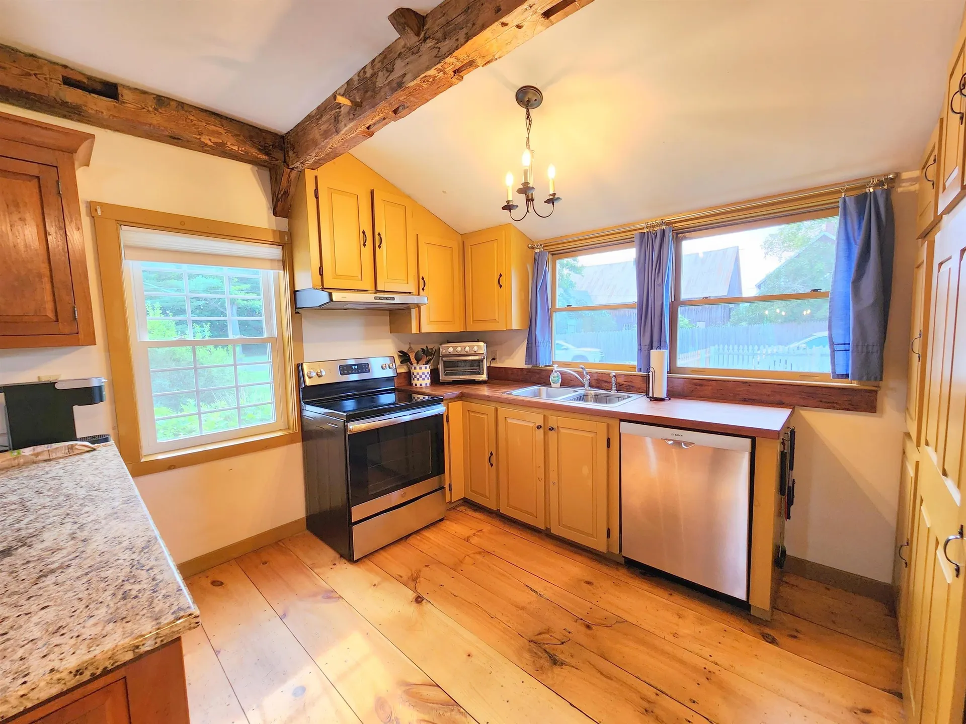6 River Road Piermont NH 03779