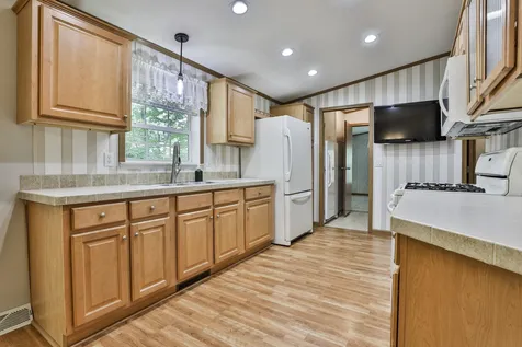 180 Lowell Road Salem NH 03079