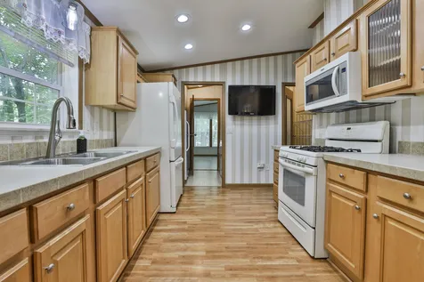 180 Lowell Road Salem NH 03079