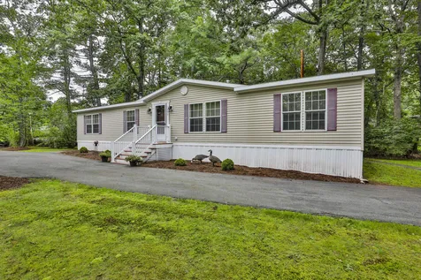 180 Lowell Road Salem NH 03079