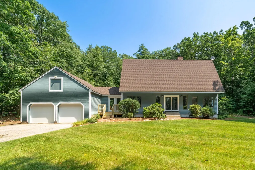 10 Westgate Road Mont Vernon NH 03057