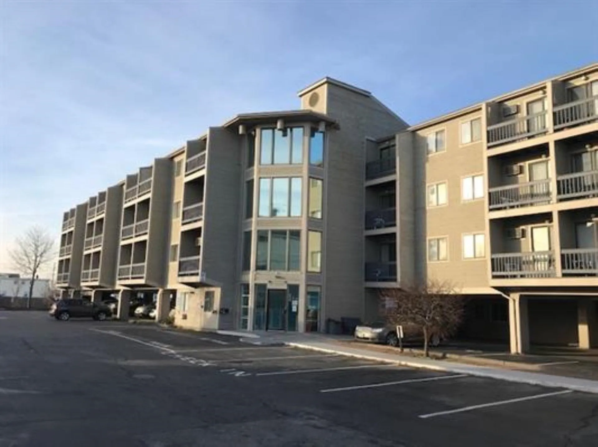 32 Ashworth Avenue Hampton NH 03842