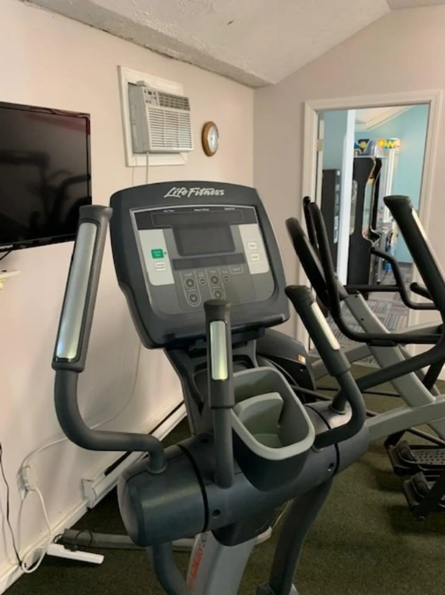 32 Ashworth Avenue Hampton NH 03842
