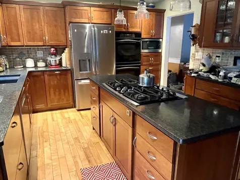 131 Walker Hill Road Williston VT 05495-2043