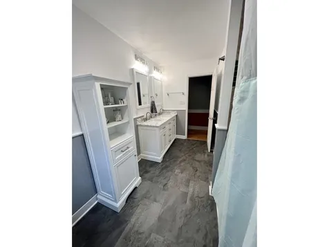 131 Walker Hill Road Williston VT 05495-2043