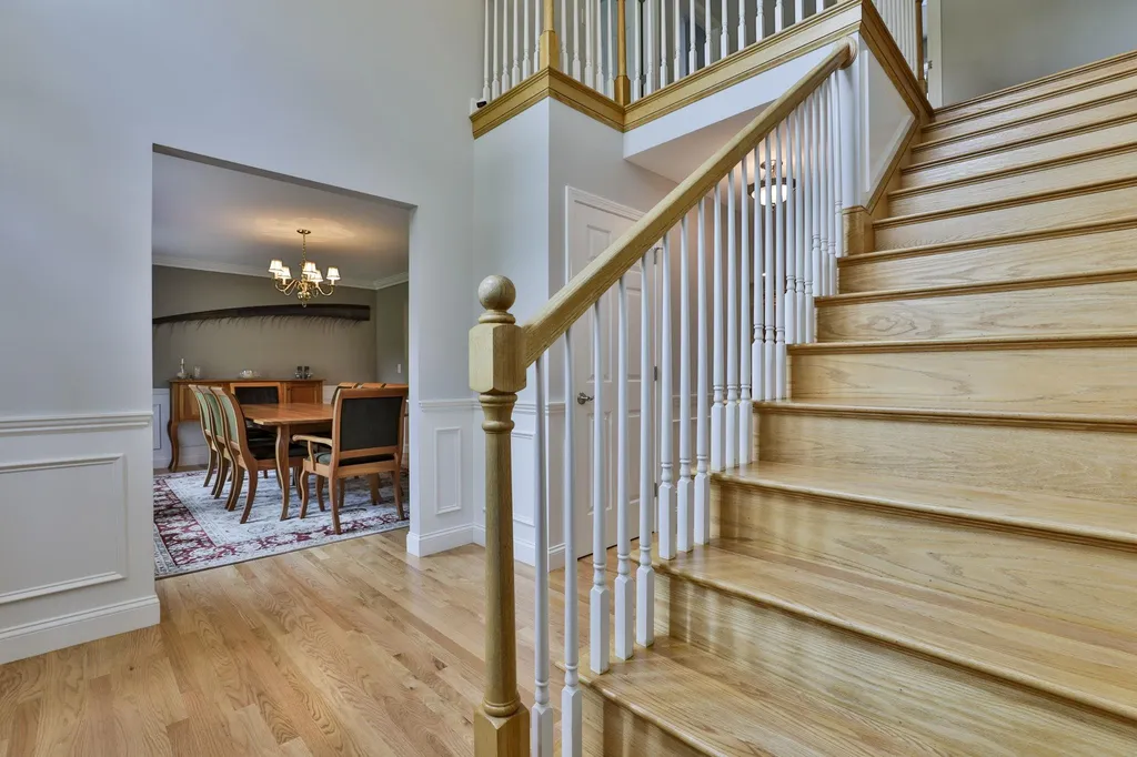 173 Windsor Drive Auburn NH 03032