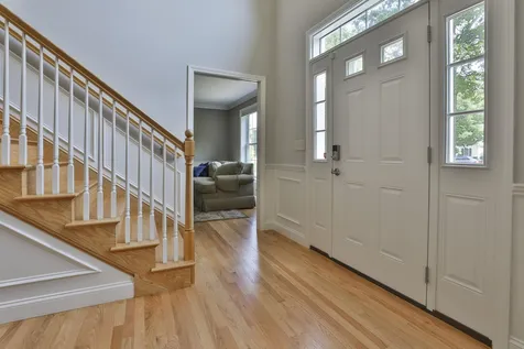 173 Windsor Drive Auburn NH 03032
