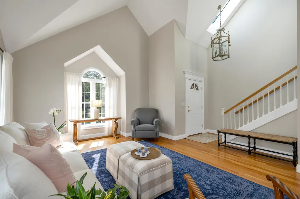 124 Hampton Meadows Hampton NH 03842