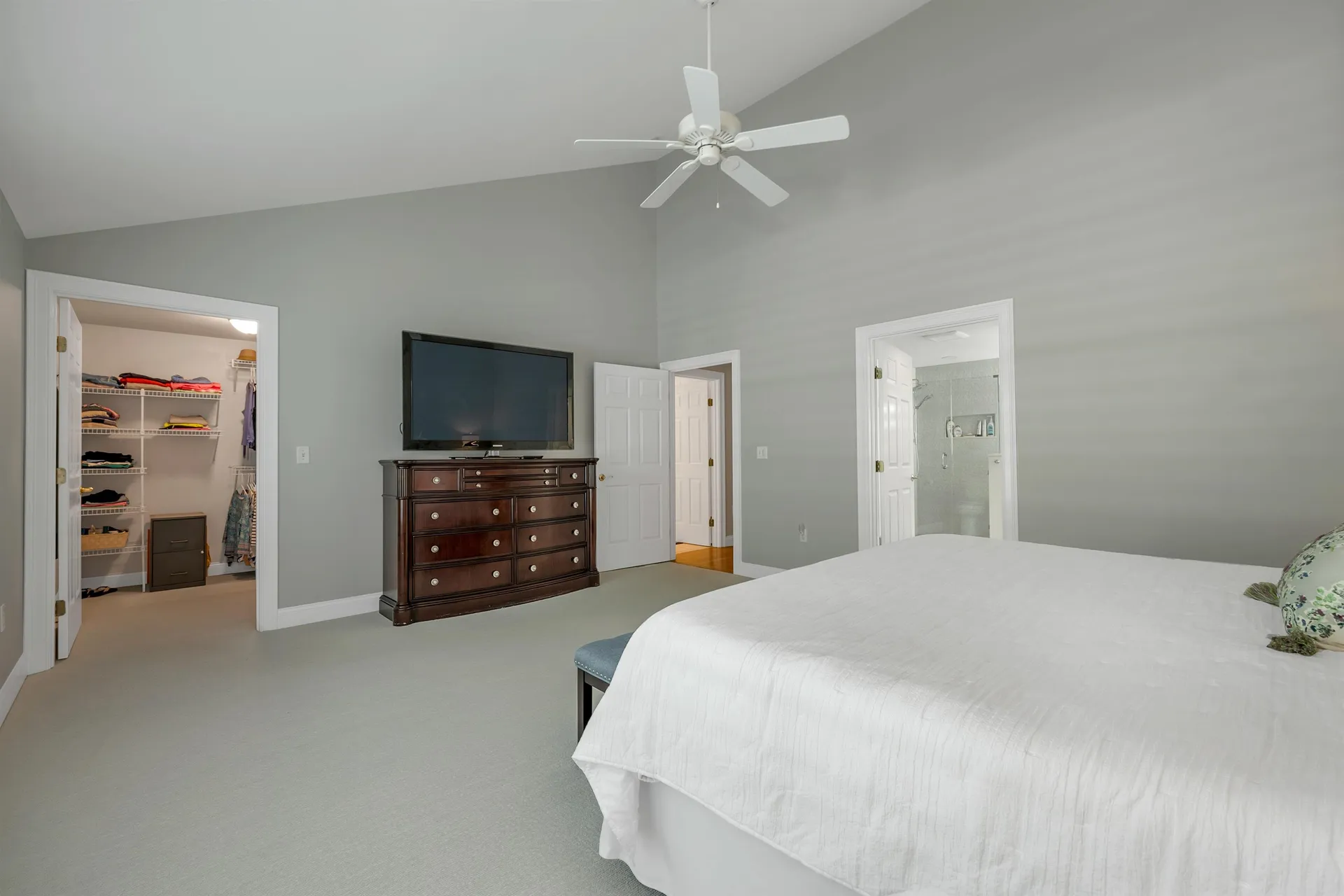 124 Hampton Meadows Hampton NH 03842