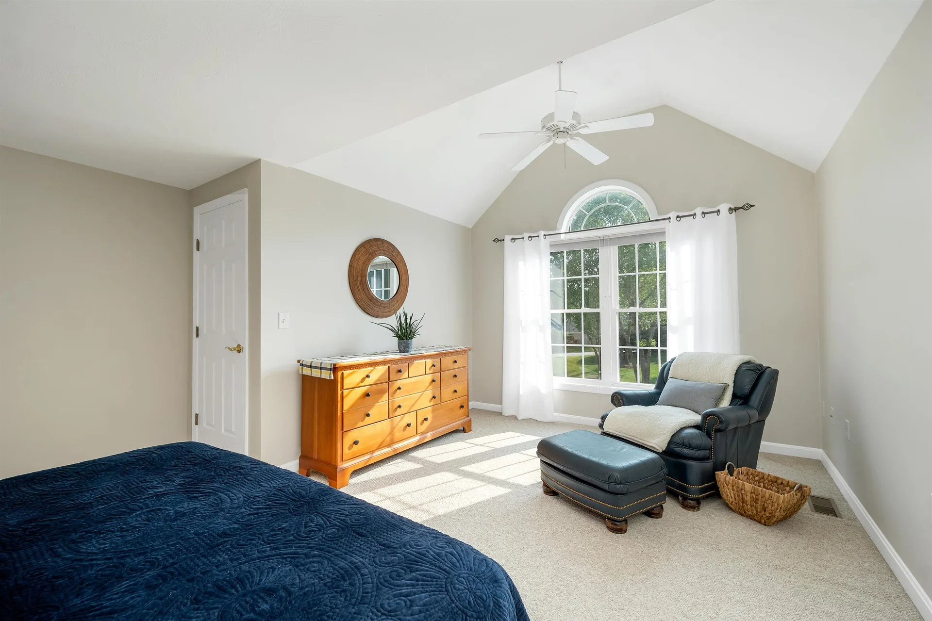 124 Hampton Meadows Hampton NH 03842