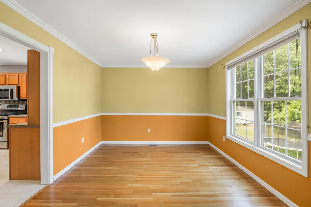 17 Jessica Drive Merrimack NH 03054