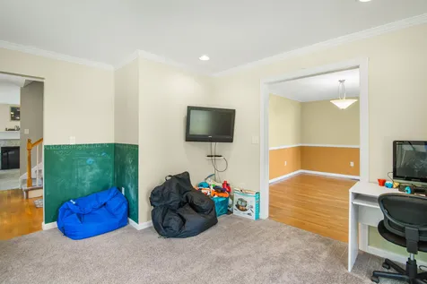 17 Jessica Drive Merrimack NH 03054