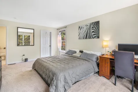 17 Jessica Drive Merrimack NH 03054