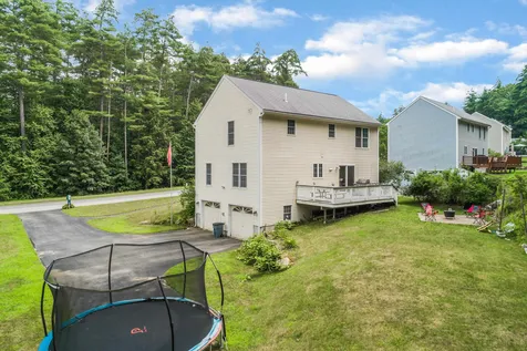 17 Jessica Drive Merrimack NH 03054