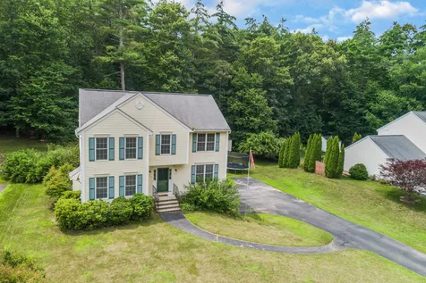 17 Jessica Drive Merrimack NH 03054