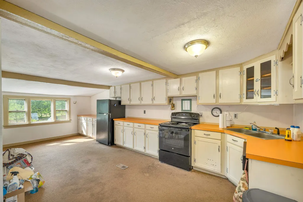 288 Plains Road Andover NH 03216