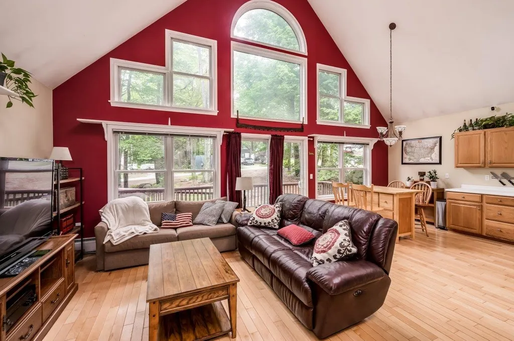 10 Dudley Drive Middleton NH 03887