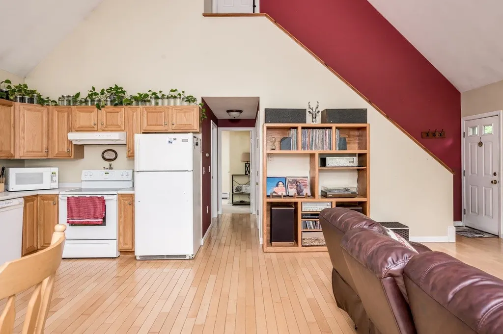10 Dudley Drive Middleton NH 03887