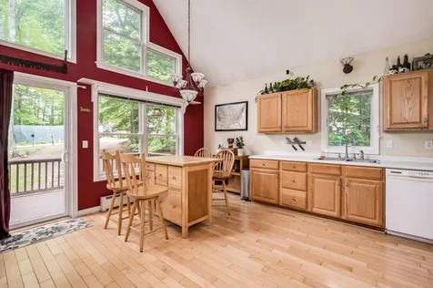 10 Dudley Drive Middleton NH 03887