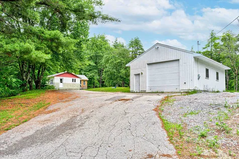 1274 Montalona Road Dunbarton NH 03046