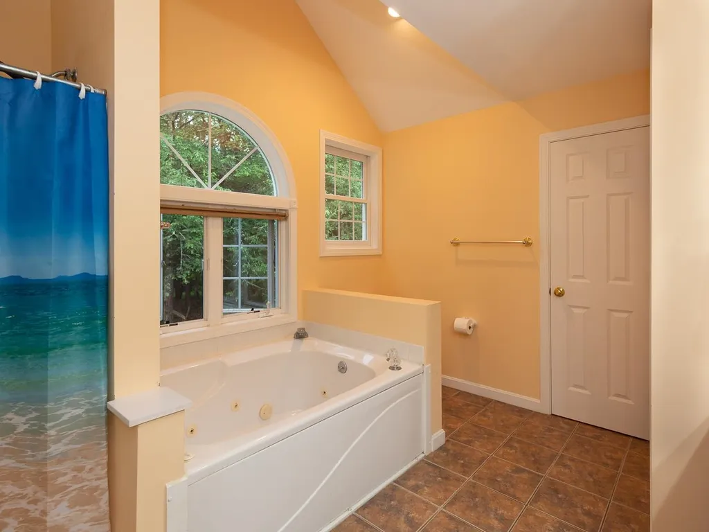 46 Ross Road Durham NH 03824