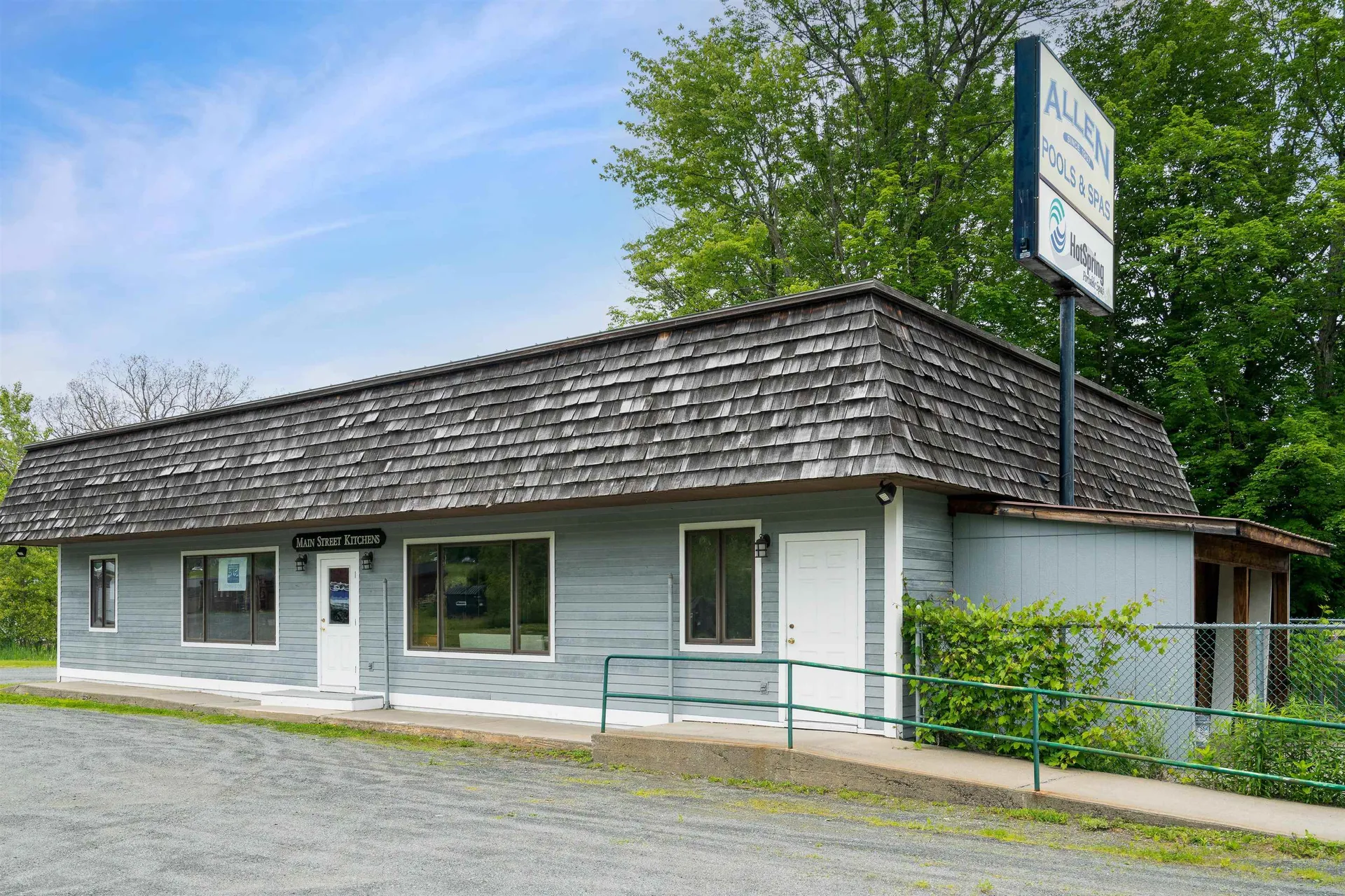 1255 Va Cutoff Road Hartford VT 05001