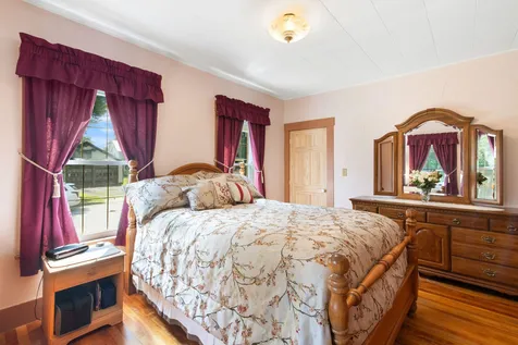 31 Pleasant Street Brattleboro VT 05301