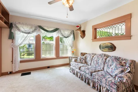 31 Pleasant Street Brattleboro VT 05301