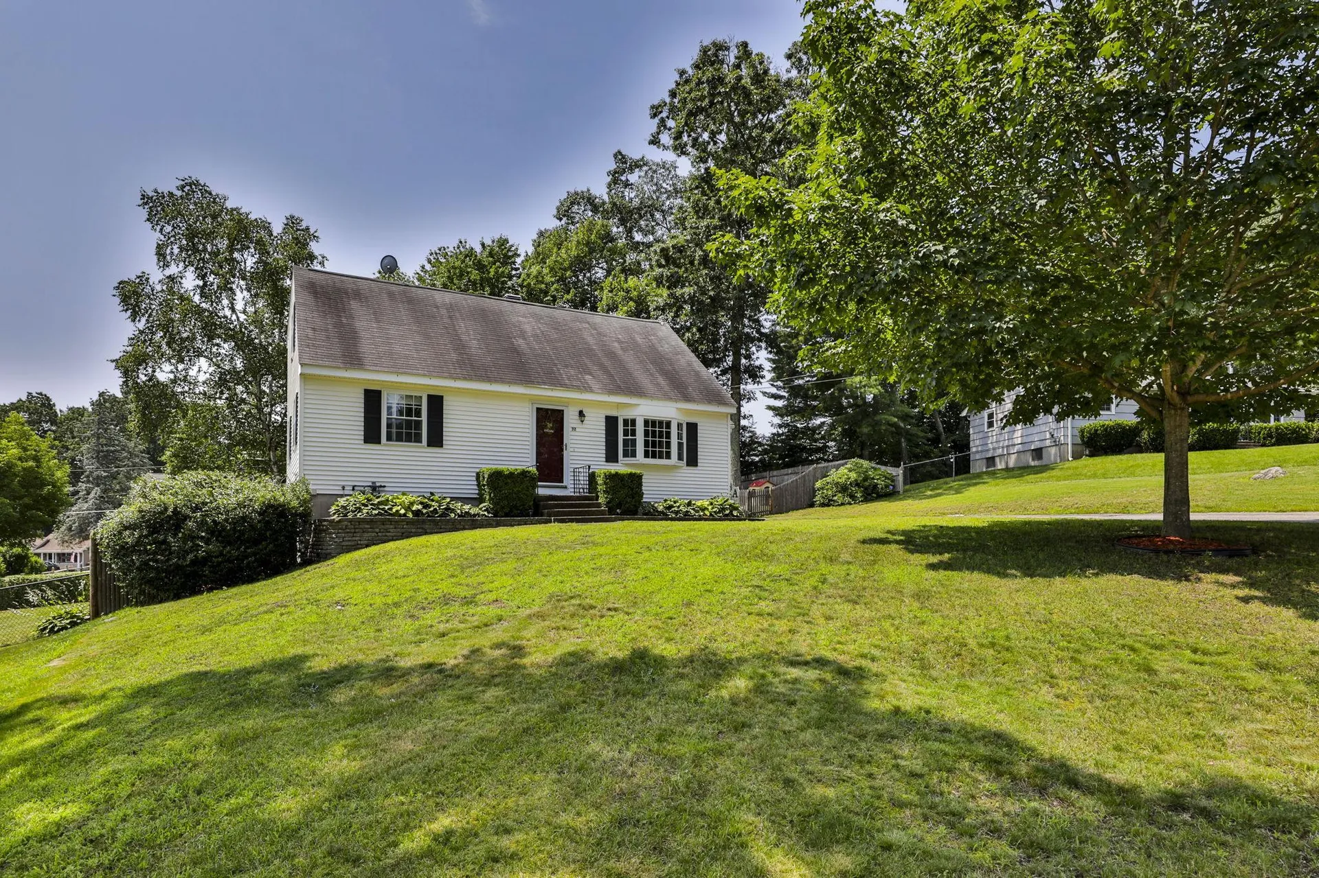 32 Woodfield Street Nashua NH 03062