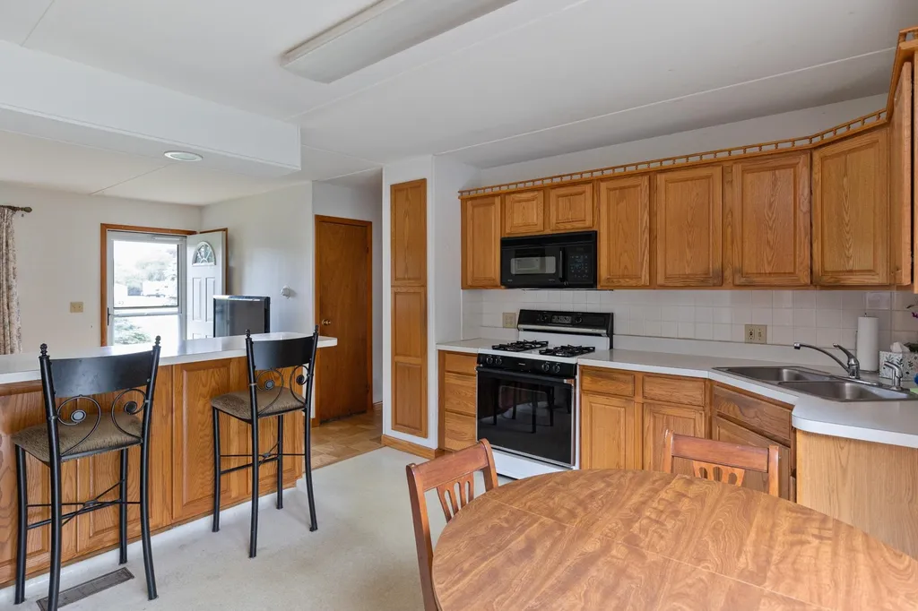 129 Meadow Road Milton VT 05468
