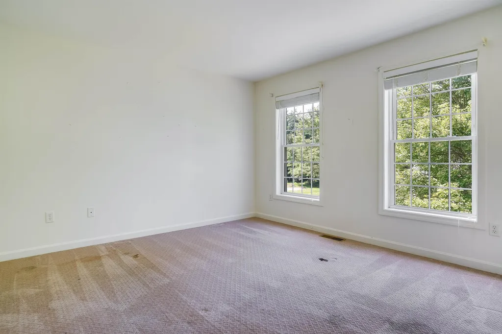 7 Meredith Road Salem NH 03079