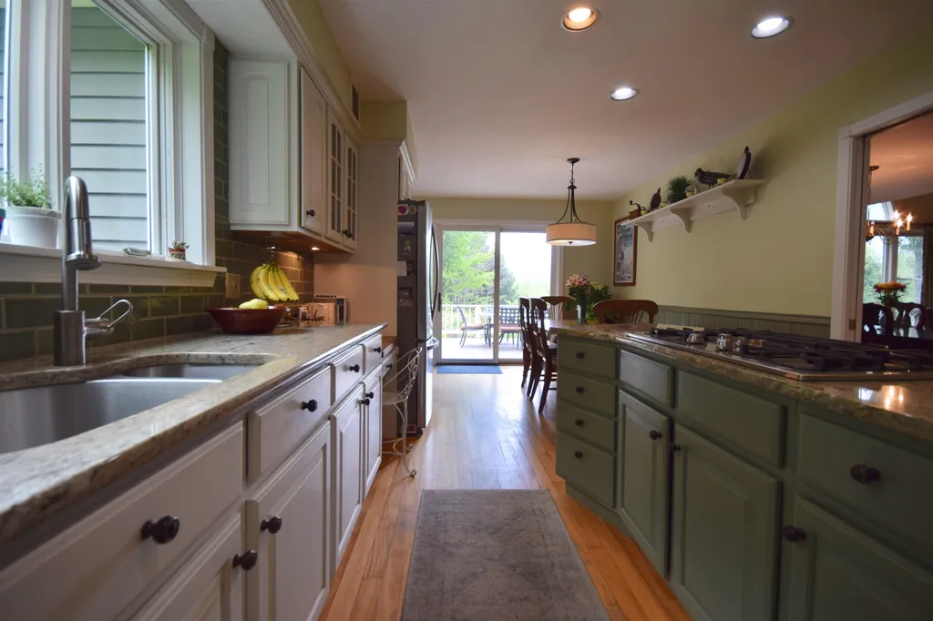 234 N Pinnacle Ridge Road Waterbury VT 05676