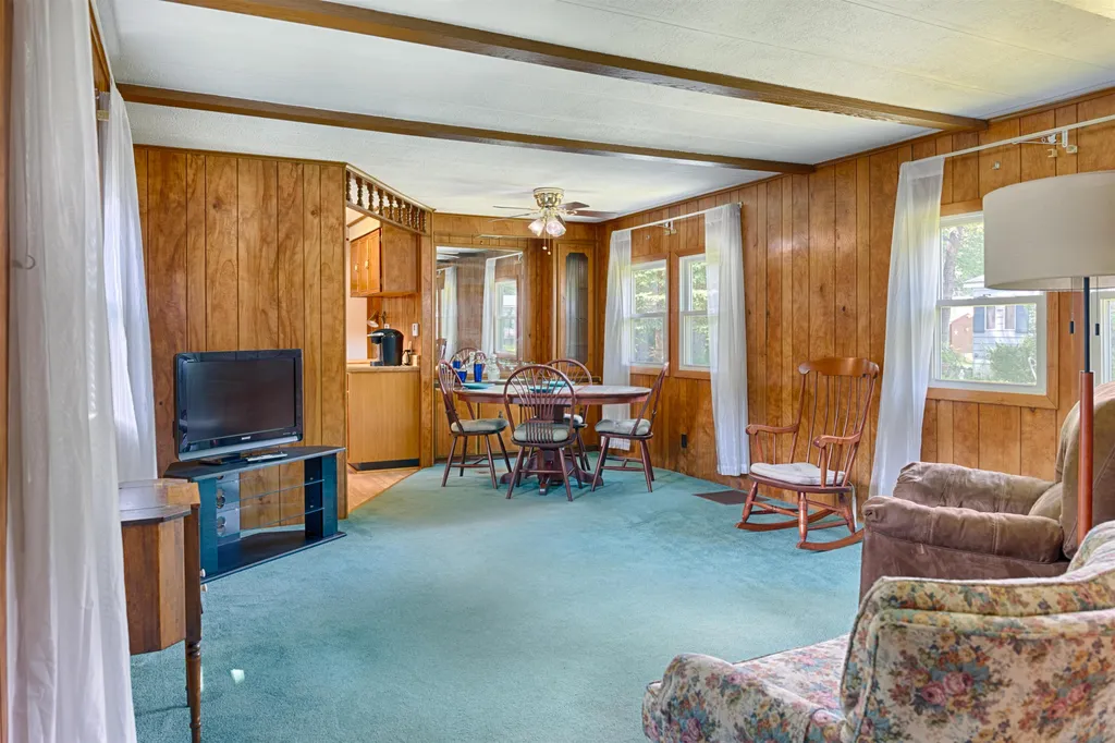 21 Alice Drive Concord NH 03303