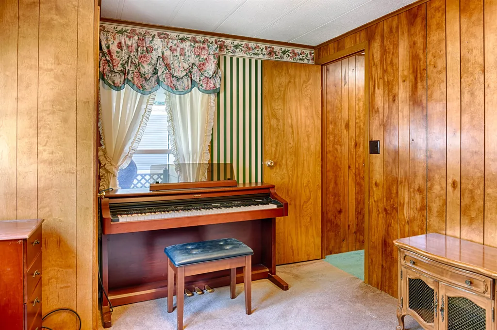 21 Alice Drive Concord NH 03303
