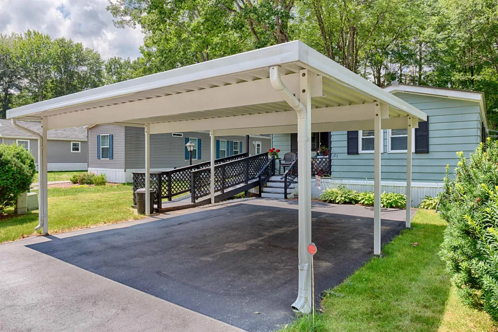 21 Alice Drive Concord NH 03303