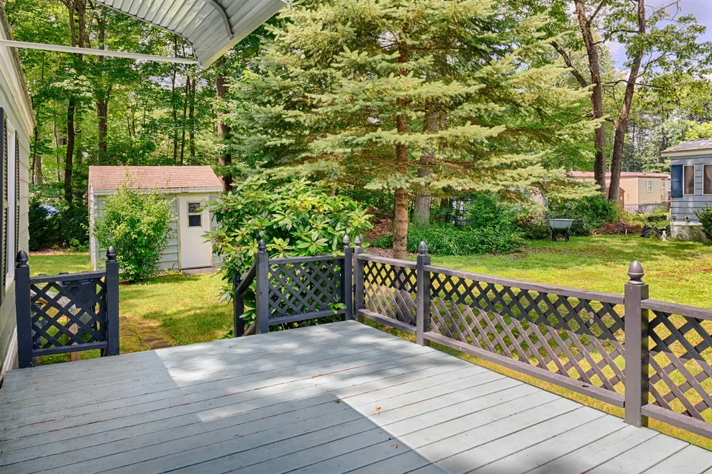 21 Alice Drive Concord NH 03303