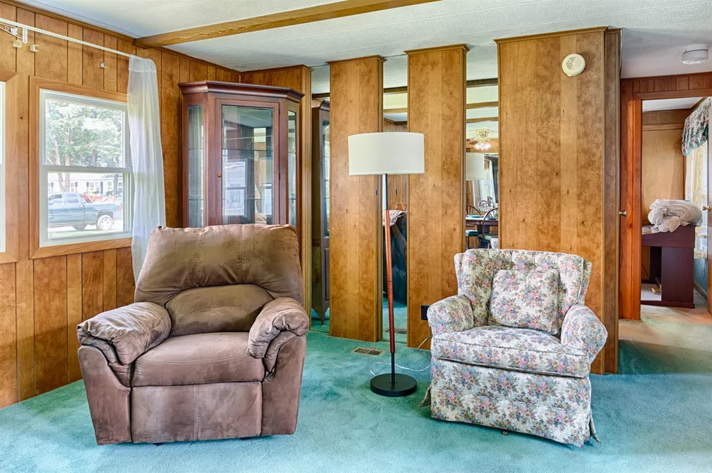 21 Alice Drive Concord NH 03303