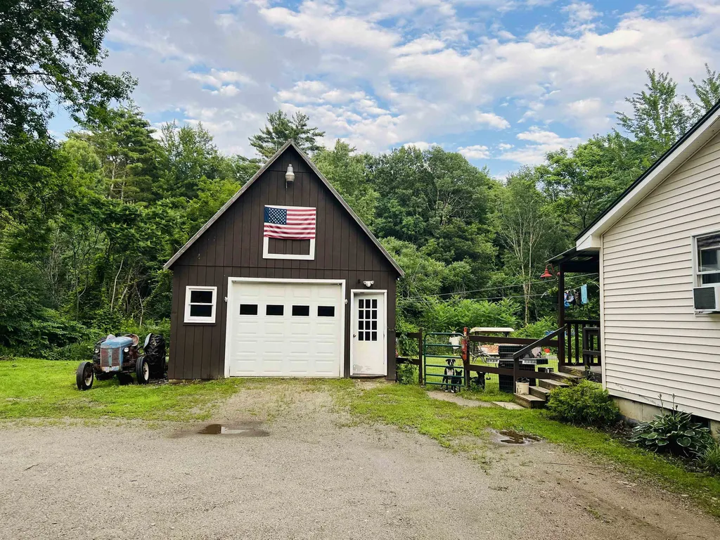 1295 Lake Dunmore Road Leicester VT 05733