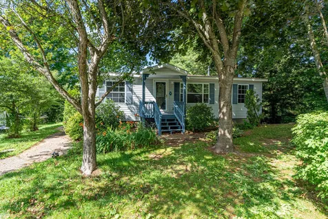 16 Lilac Lane Belmont NH 03220