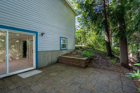 16 Lilac Lane Belmont NH 03220