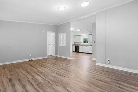 16 Lilac Lane Belmont NH 03220