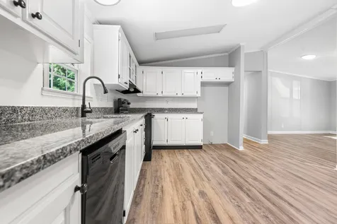 16 Lilac Lane Belmont NH 03220