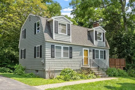 106 North Lowell Road Windham NH 03087