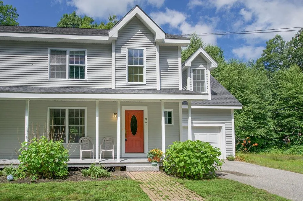 86 Hunt Road Kingston NH 03848