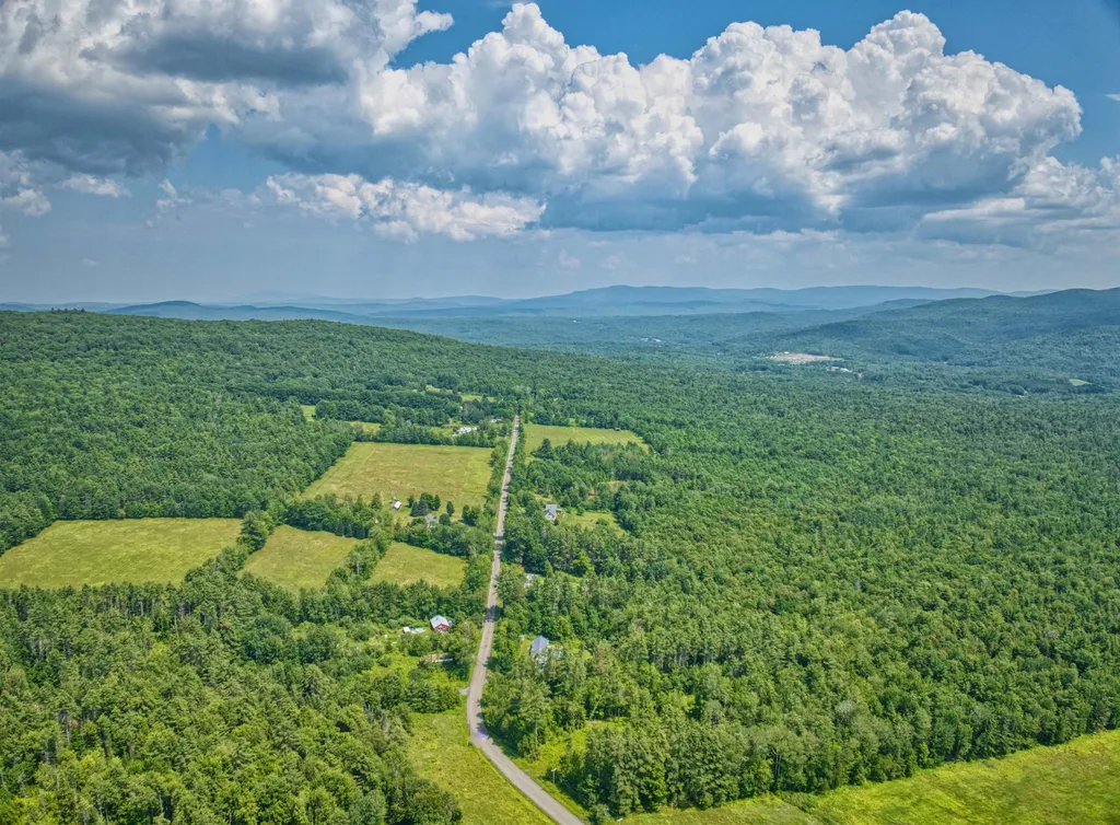 330 E Green Mountain Road Claremont NH 03743