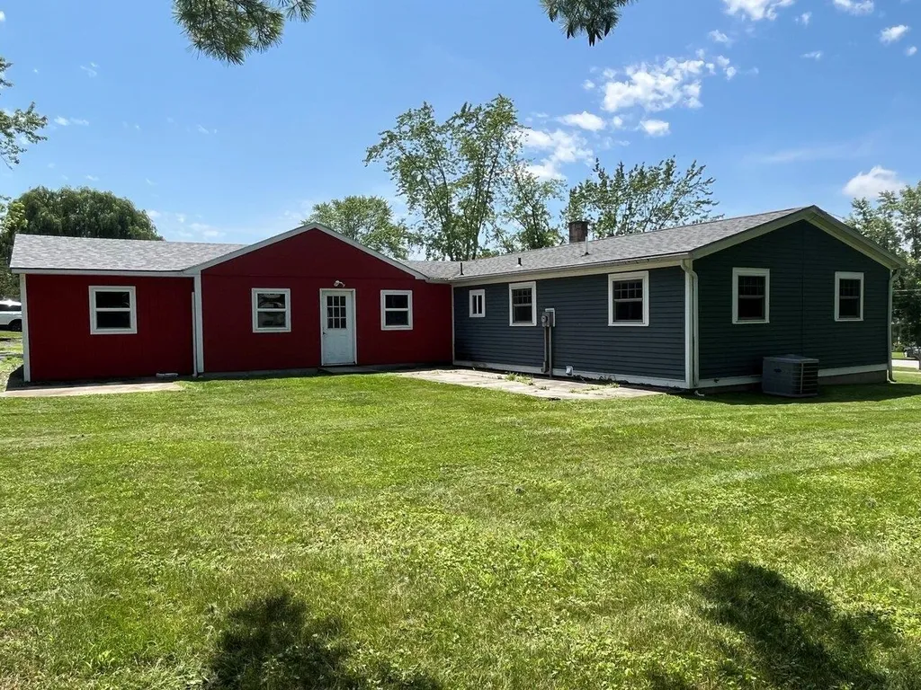195 South Maple Street Vergennes VT 05491